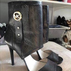 Michae kors ankle sandals